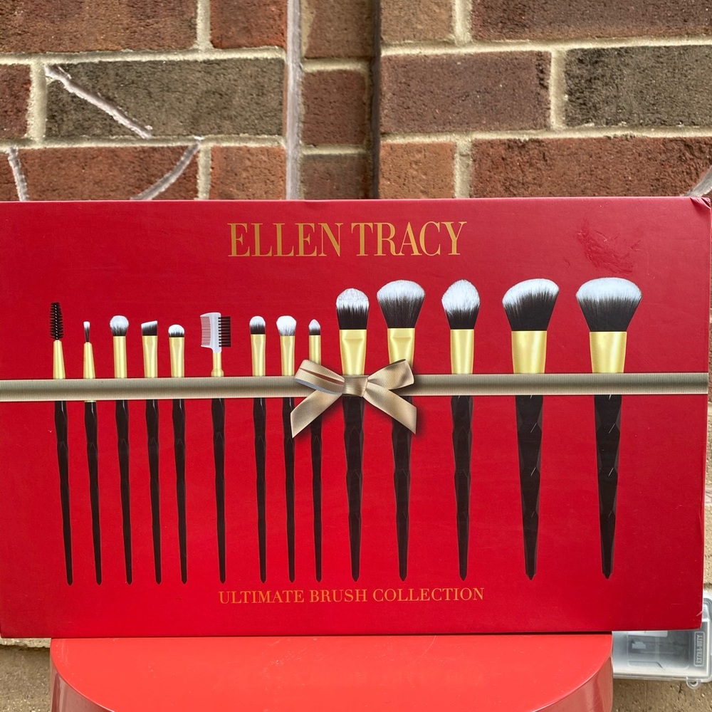 Makeup brush set